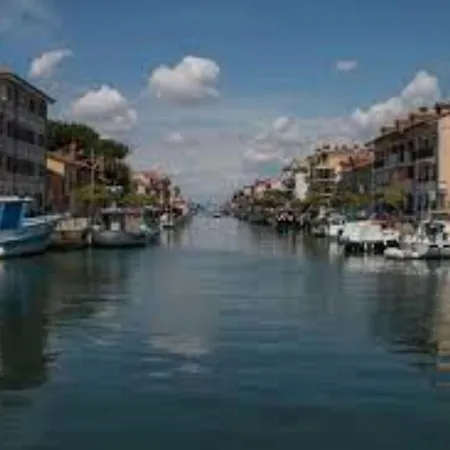 Apartment Sweet With Bright Garden In Grado